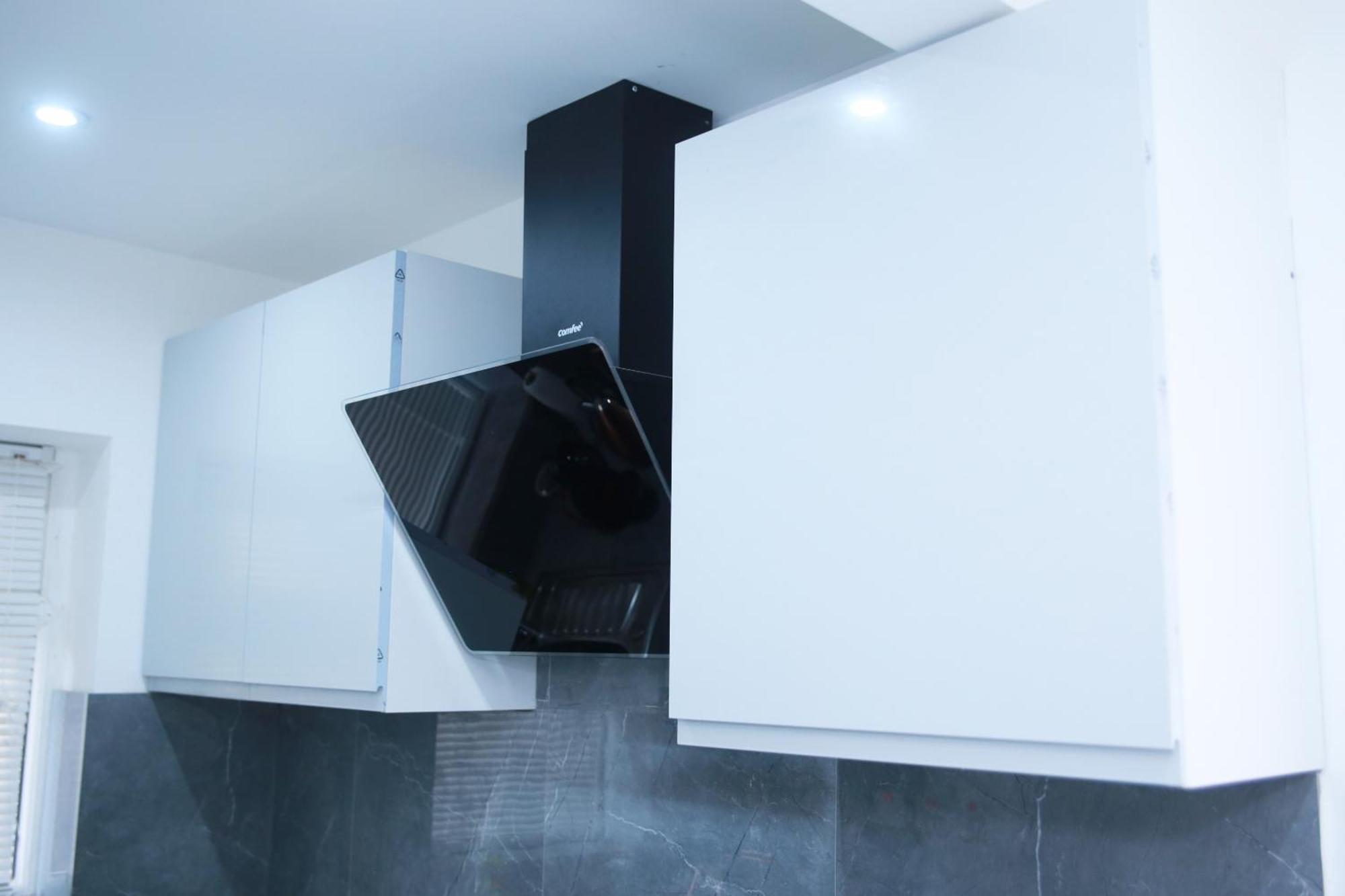 Appartamento Harrow Luxury Flat With Free Parking. Londra Esterno foto